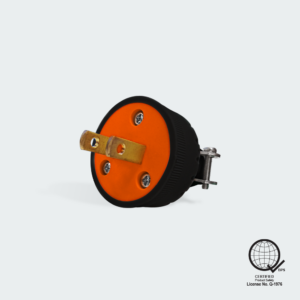 ROYU 10A PVC Plug w/ Clamp (BLACK)