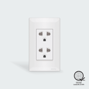 Royu Super Wide duplex universal outlet